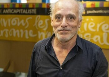 Philippe Poutou, ancien candidat du NPA à la présidentielle, investi par le Nouveau Front populaire dans l'Aude