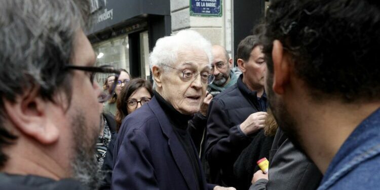Lionel Jospin compare le Nouveau Front populaire à une "digue" contre une éventuelle vague d'extrême droite