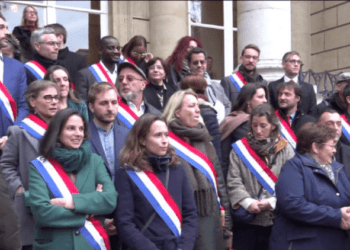 le Nouveau Front populaire divisé après le choix de la France insoumise de ne pas reconduire cinq élus historiques