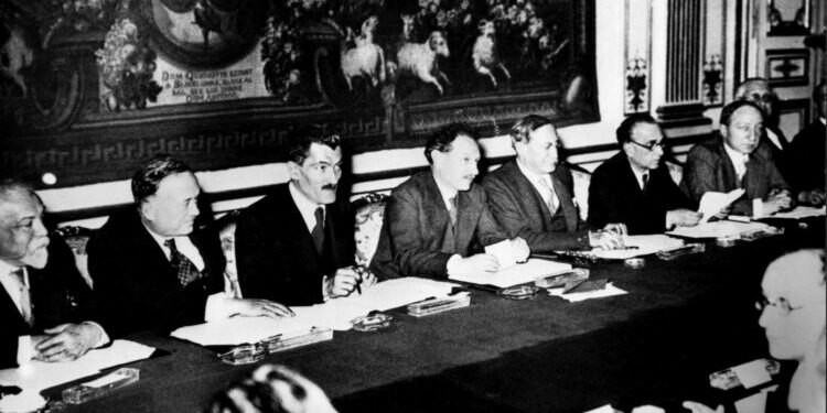 VRAI OU FAUX. Le Front populaire a-t-il donné les pleins pouvoirs à Pétain, comme l'affirment des comptes d'extrême droite ?
