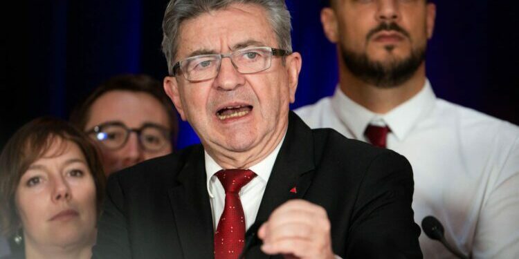 Mélenchon s'agace... avant d'être officiellement exclu de l'union ?