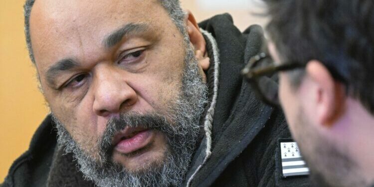 Dieudonné et Francis Lalanne candidats en Guadeloupe