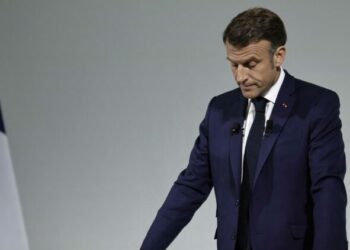 « Un Front populaire d’extrême gauche », l’argument risqué (et trompeur) de la Macronie
