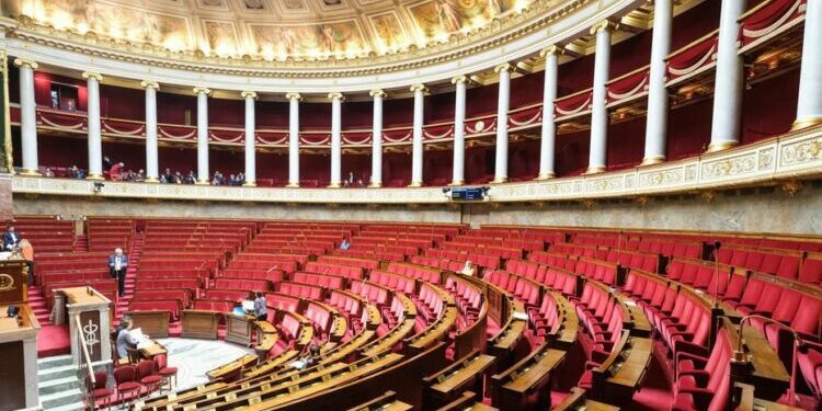 le RN et le Nouveau Front Populaire au coude-à-coude d'après une étude de Cluster 17