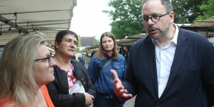 dans les Yvelines, le grand écart d'Aurélien Rousseau, ancien ministre macroniste passé à gauche pour "faire barrage au RN"