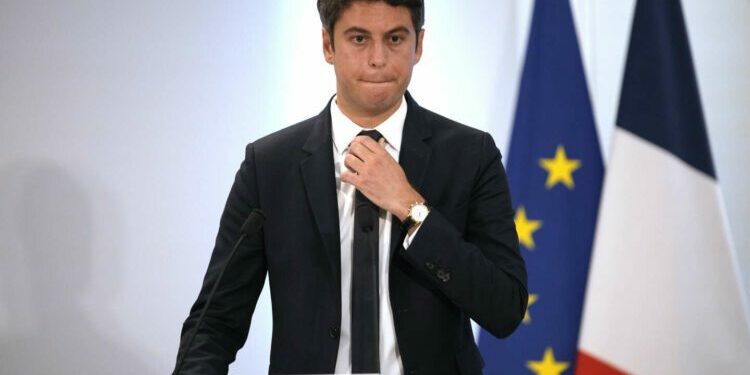 Gabriel Attal présente le camp présidentiel comme une « digue » contre le RN et le Nouveau Front populaire