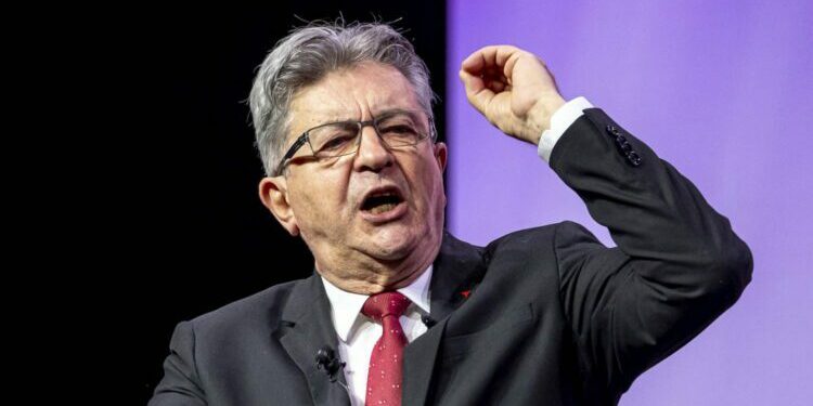Attal se sert de Mélenchon, la gauche divisée