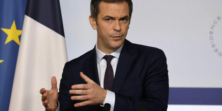 "Le Nouveau Front populaire, le 8 juillet, ça n'existe plus", prédit Olivier Véran