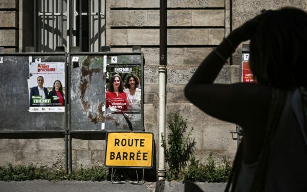 INFO RTL - Sondage législatives 2024 : le RN en progression à 34%, suivi par le Nouveau front populaire à 27%, selon notre projection