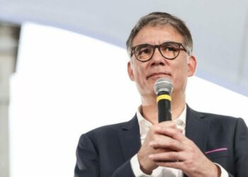 Élections législatives : Pourquoi Olivier Faure représente-t-il le Nouveau Front Populaire ce soir sur France 2 ?