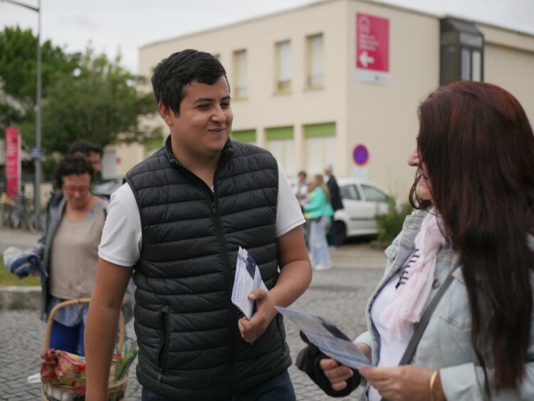 « C’est le moment ou jamais ! » Du RN au Nouveau Front populaire, cette jeunesse qui se mobilise
