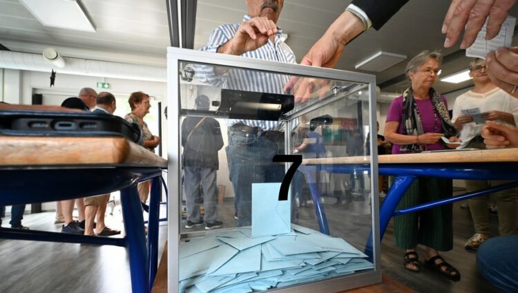 DIRECT. Élections législatives 2024 : résultats du 1er tour, réactions, analyses… quels scores pour le RN, le Nouveau Front Populaire et Ensemble ?
