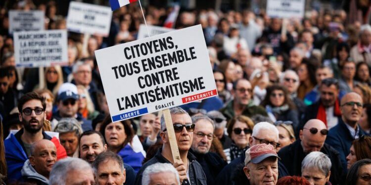 Avec le Nouveau Front populaire, combattons l’antisémitisme et toutes les formes de racisme !
