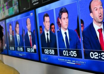 Bardella interpellé par Attal et Bompard sur sa proposition visant les binationaux