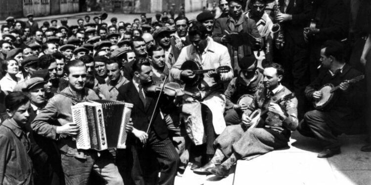 Comment le Front populaire s’est constitué en 1936