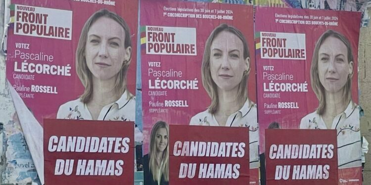 Des bandeaux "candidates du Hamas" apposés sur des affiches du Nouveau front populaire