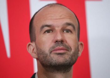 Dix choses à savoir sur Manuel Bompard, qui représente le Nouveau Front populaire lors du débat sur TF1