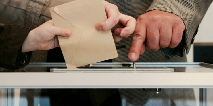 Élections législatives 2024 : Le RN confirme sa domination, le Nouveau Front Populaire poursuit sa progression, le camp présidentiel résiste… Que dit le dernier sondage ?