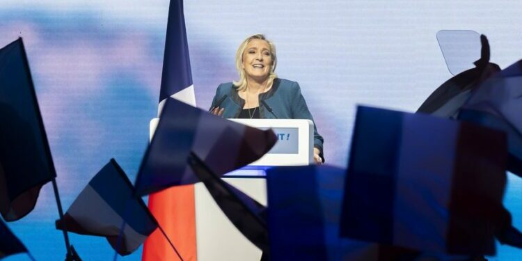 Élections législatives 2024 : un parti "antisémite et anti-républicain", Marine le Pen s’attaque au Nouveau Front populaire et espère une majorité absolue à l’Assemblée nationale