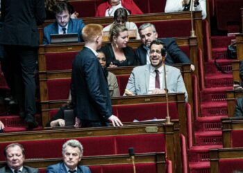 En direct, élections législatives 2024 : Adrien Quatennens « renonce » à se présenter sous la bannière du Nouveau ... - Le Monde