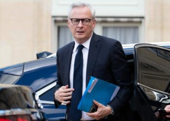 Face au RN et au Nouveau Front populaire, "la stratégie de l’épouvante cible en priorité l'économie"