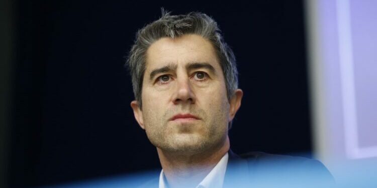 François Ruffin estime que Jean-Luc Mélenchon "est un obstacle à la victoire du Front populaire"