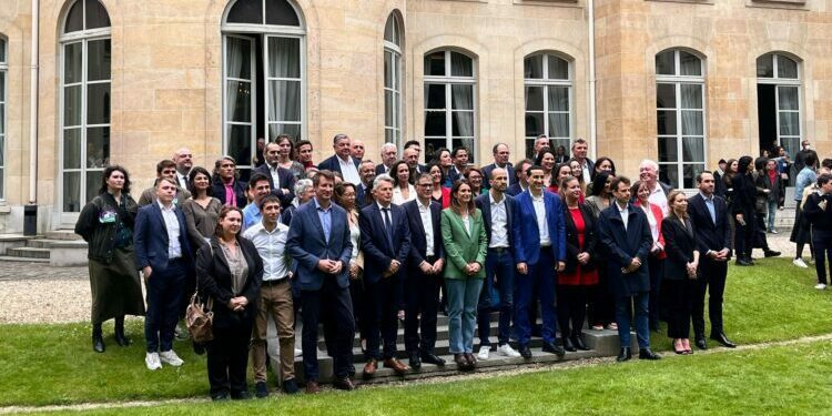La photo officielle, et historique, du Nouveau Front Populaire
