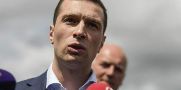 Jordan Bardella dément des changements dans le programme du RN