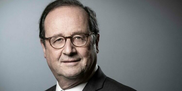 Législatives 2024 : "S’il veut rendre service au nouveau Front Populaire, il faut qu’il se taise" : François Hollande recadre Jean-Luc Mélenchon