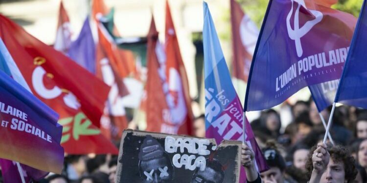 Législatives 2024 : la CGT appelle explicitement à voter le Nouveau Front populaire : un moment "historique" selon les syndicats