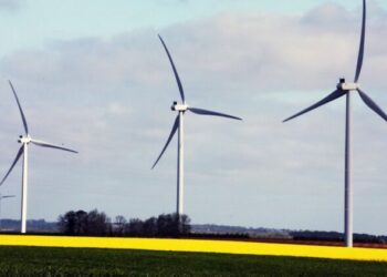 La coalition qui compose le Nouveau Front populaire prône notamment le développement des énergies renouvelables.