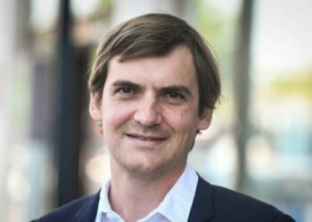Législatives : Nicolas Cadène (Nouveau Front populaire) dénonce une agression verbale devant les Halles de Nîmes