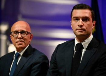 Législatives : le RN largement en tête, le Front populaire et Renaissance en progression