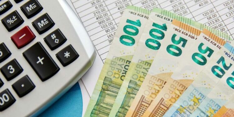Les programmes économiques du Front Populaire et du RN passés au crible