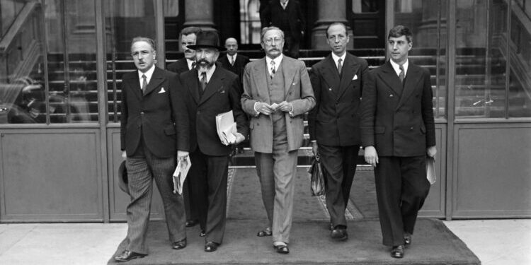 Loin des contre-vérités actuelles, à quoi ressemblait vraiment le Front populaire en 1936?