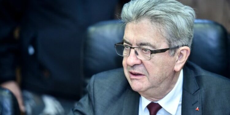 Mélenchon estime que le programme du Nouveau Front populaire coûterait 200 milliards, pour 230 de recettes