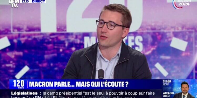 "Nous, on pense qu'il faut carrément changer la Constitution"