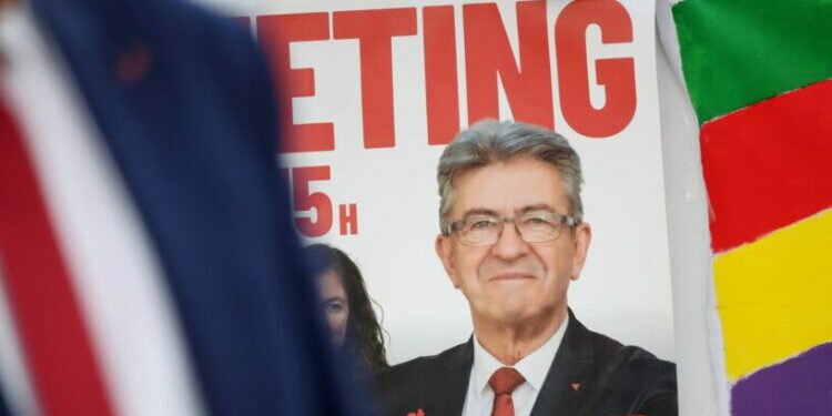 Nouveau Front populaire : Jean-Luc Mélenchon, un caillou dans la chaussure des partenaires de LFI