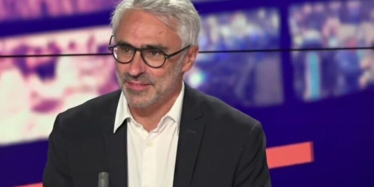 Pascal Saint-Amans alerte sur l'impôt sur le revenu à 14 tranches du NFP