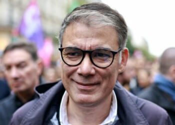 REPLAY. Élections législatives 2024 : un "chiffrage précis" du programme du Front Populaire sera annoncé cette semaine, affirme Faure