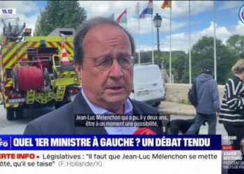 Si Jean-Luc Mélenchon "veut rendre service au Nouveau Front populaire, il faut qu'il se mette de côté", estime François Hollande