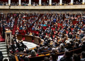 VIDÉO. Législatives 2024, les questions qui se posent : que se passera-t-il si le RN ou le front Populaire obtiennent la majorité ?