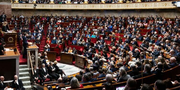 VIDÉO. Législatives 2024, les questions qui se posent : que se passera-t-il si le RN ou le front Populaire obtiennent la majorité ?