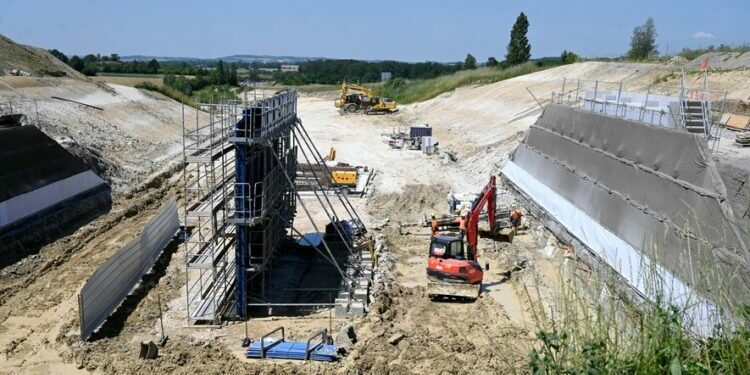 VRAI OU FAUX. Le programme du "Nouveau Front populaire" enterre-t-il l’autoroute A 69 ?