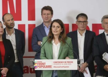 après le tir de barrage de ses alliés, Mélenchon assure n’être «candidat à rien» – Libération