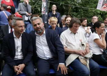en meeting à Montreuil, deux gauches irréconciliées