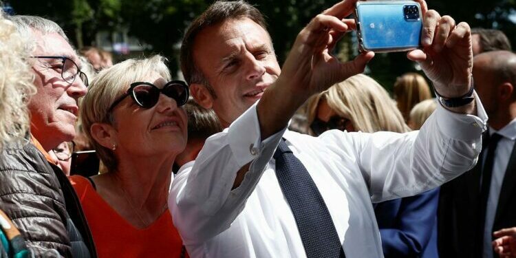 face au Front populaire et au RN, ces électeurs macronistes entre inquiétude et détermination
