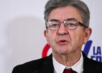 face au Nouveau Front populaire, Mélenchon estime que "seuls restent les fascistes"