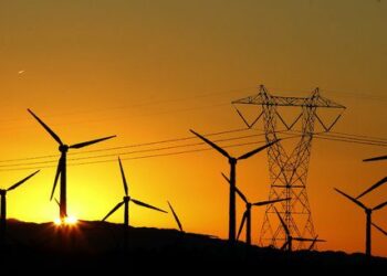 les mesures « énergie » du RN et du Nouveau Front populaire passées au crible