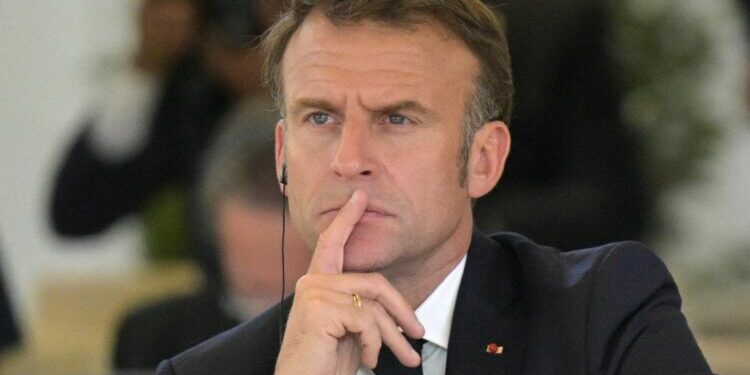 les programmes du Nouveau Front populaire et du RN font peser "un très grand danger" pour l'économie, estime Emmanuel Macron